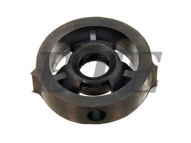 Drive shaft support:686 352